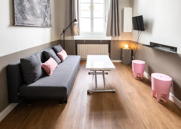 Apartament Caponni *